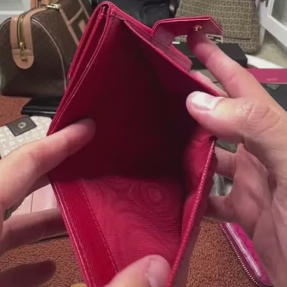 Auth Prada Red Compact Trifold Wallet - Picture 4 of 4